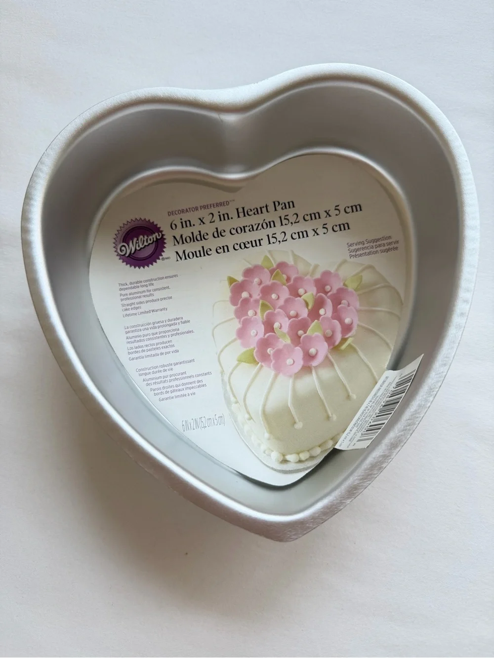 NWT Wilton 6in. x 2in. Heart Shaped Cake Pan Pure Aluminum